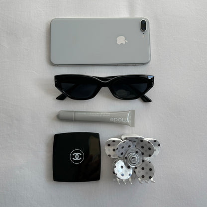 polka-dot-blossom-hair-claw-clip-flat-lay